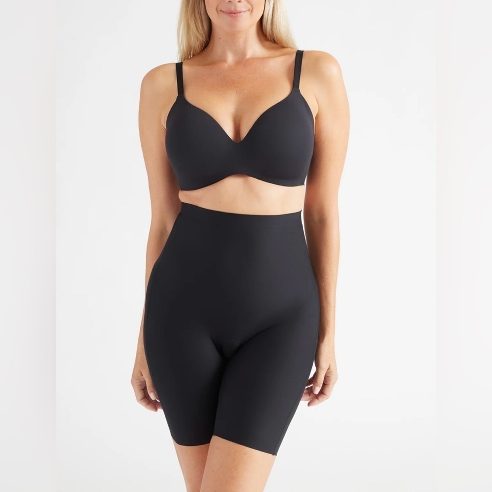 🆕Knix - Leakproof High Rise Shaper Shorts